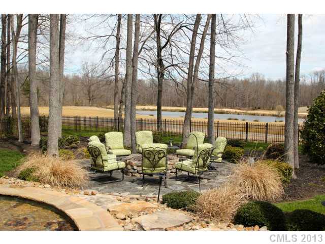 19001 River Falls Dr, Davidson, NC 28036 photo 11