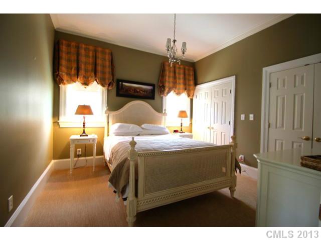 19001 River Falls Dr, Davidson, NC 28036 photo 13