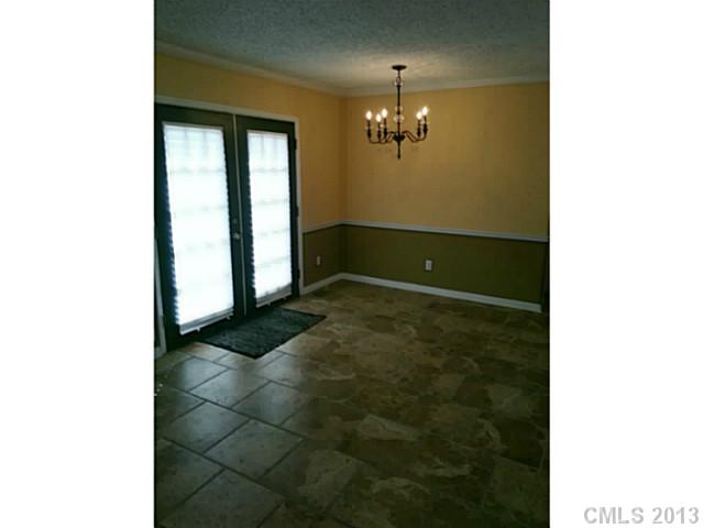 624 Blacksnake Rd, Stanley, NC 28164 photo 5