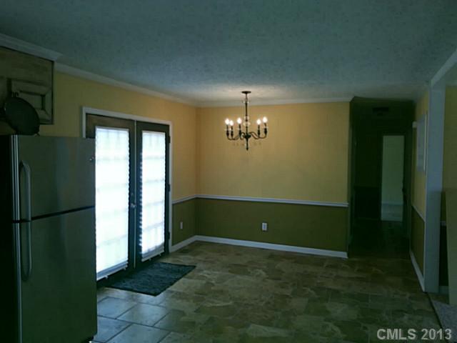 624 Blacksnake Rd, Stanley, NC 28164 photo 6