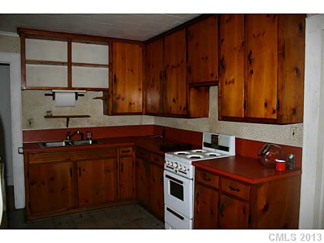 202 Front St, Cramerton, NC 28032 photo 2
