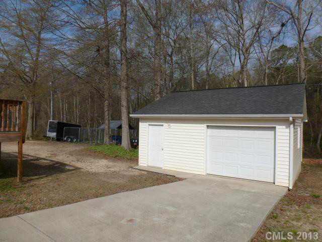 2452 Prince Dr, Lancaster, SC 29720 photo 15