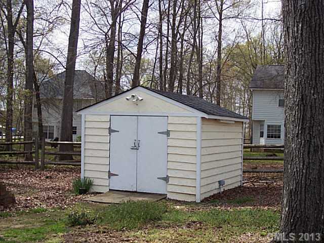 2709 Teak Ct, Monroe, NC 28110 photo 9