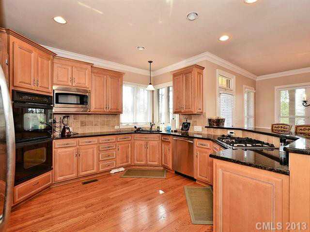 13400 Robert Walker Dr, Davidson, NC 28036 photo 7