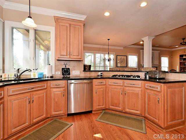 13400 Robert Walker Dr, Davidson, NC 28036 photo 8