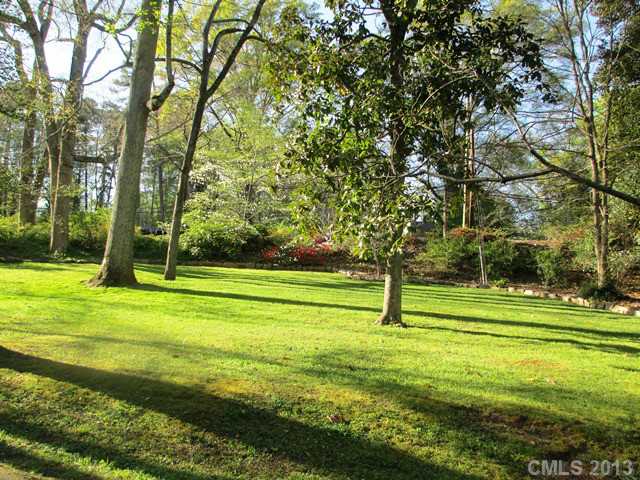 511 S Main St, Davidson, NC 28036 photo 2