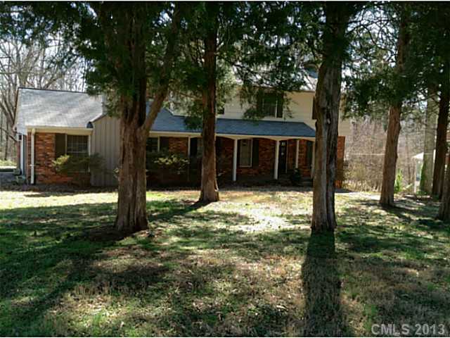 1336 E Colonial Dr, Salisbury, NC 28144 photo 1
