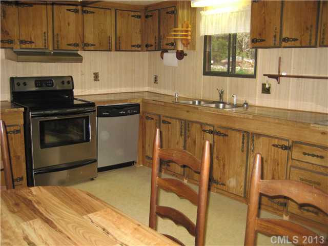 8172 Hwy 73, Stanley, NC 28164 photo 5