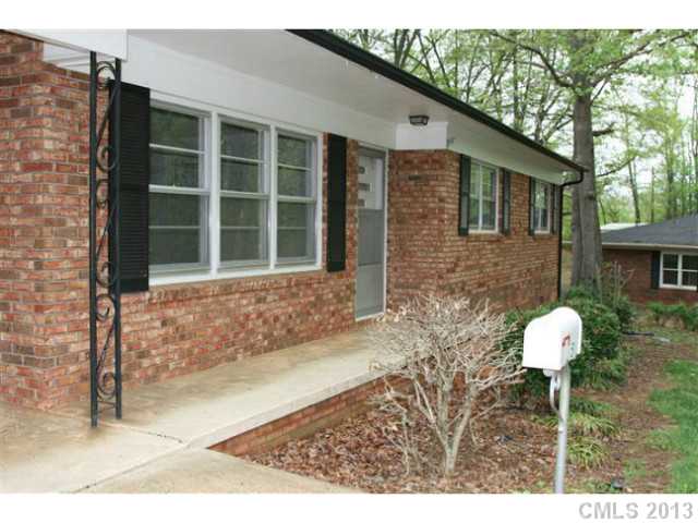 51 Circle Loop, Stony Point, NC 28678 photo 2