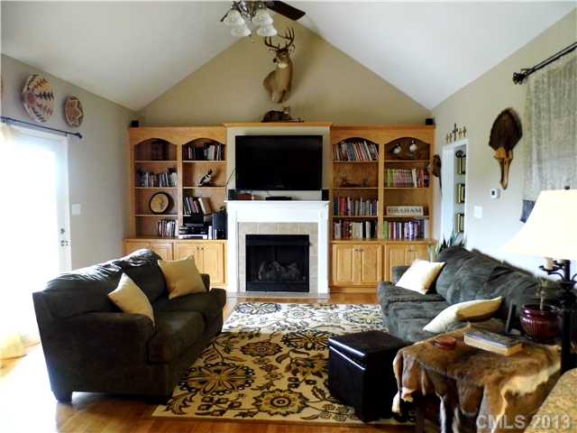 3728 Fieldhaven Ct, Maiden, NC 28650 photo 6