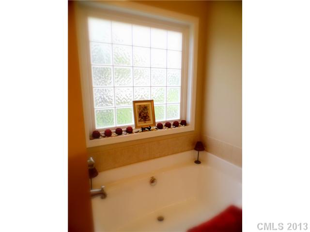 3728 Fieldhaven Ct, Maiden, NC 28650 photo 10