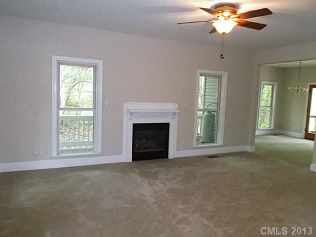 215 Heathergate Ln, Stanley, NC 28164 photo 2