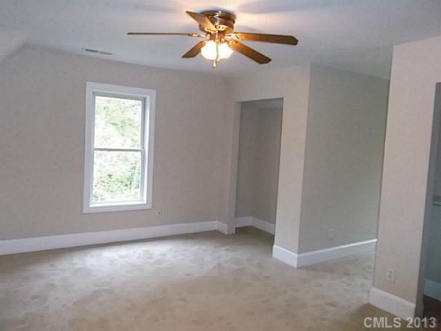 215 Heathergate Ln, Stanley, NC 28164 photo 10
