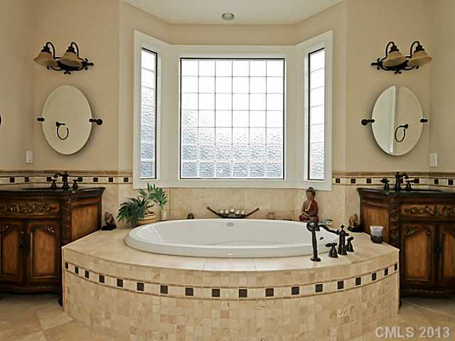 19811 Sandyedge Dr, Cornelius, NC 28031 photo 11