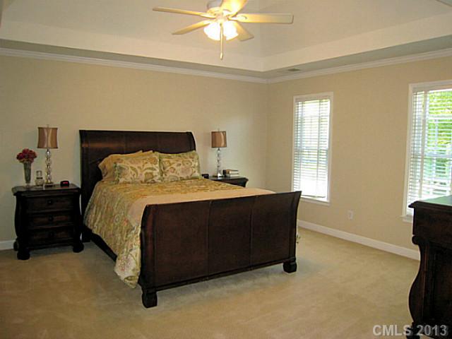 1324 Overstream Ln, Matthews, NC 28105 photo 10