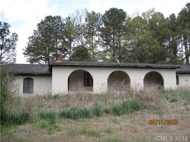 936 Harkey Rd, Lancaster, SC 29720 photo 1