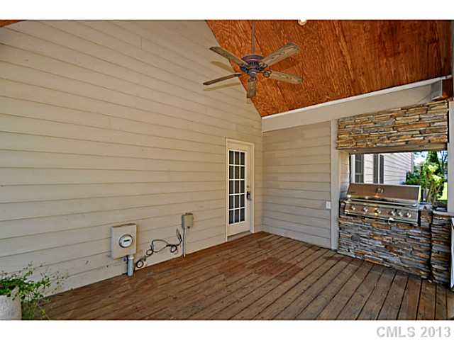 21102 Torrence Chapel Rd, Cornelius, NC 28031 photo 14