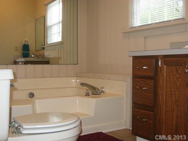 1904 Waverly Dr, Monroe, NC 28112 photo 11
