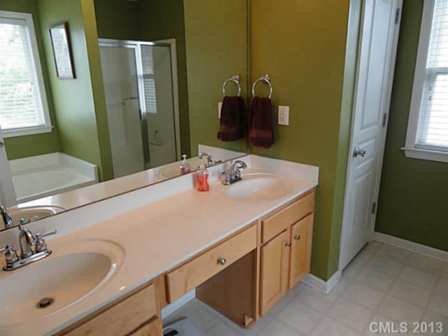 10030 Switchyard Dr, Cornelius, NC 28031 photo 9