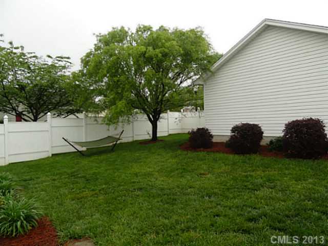 10030 Switchyard Dr, Cornelius, NC 28031 photo 2