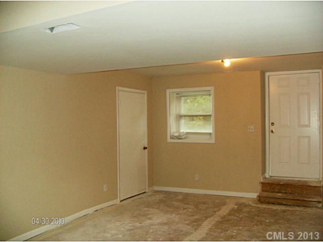 16037 Samoa Ct, Tega Cay, SC 29708 photo 2