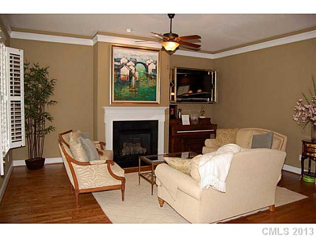 104 Iris Meadow Dr, Mooresville, NC 28115 photo 5
