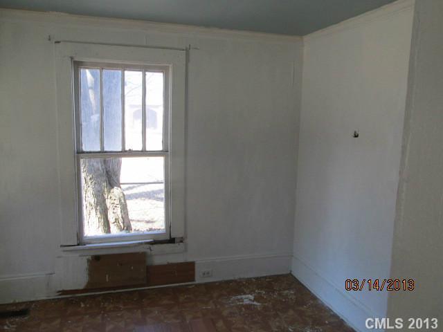 304 Westview St, Kannapolis, NC 28081 photo 8