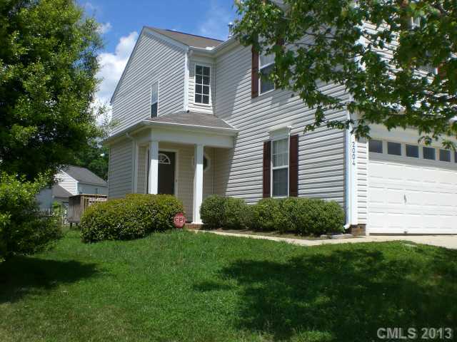2004 Great Falls Dr, Monroe, NC 28110 photo 1
