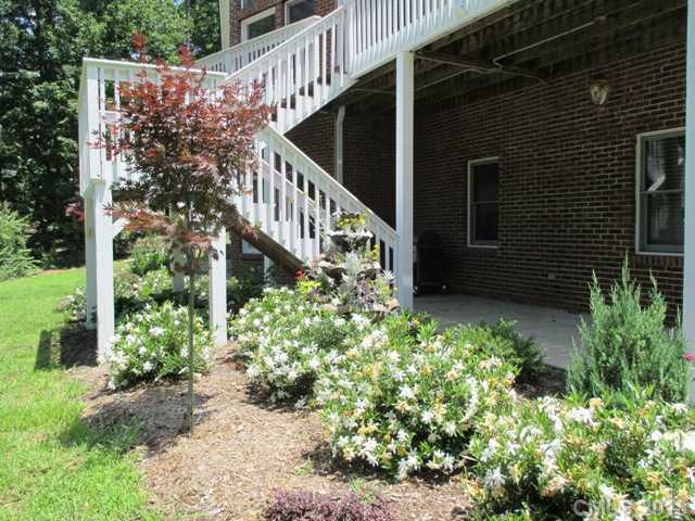 525 Compton Rd, Clover, SC 29710 photo 5