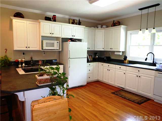 525 Compton Rd, Clover, SC 29710 photo 7