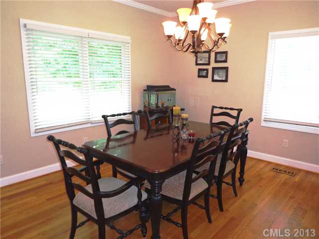 525 Compton Rd, Clover, SC 29710 photo 9