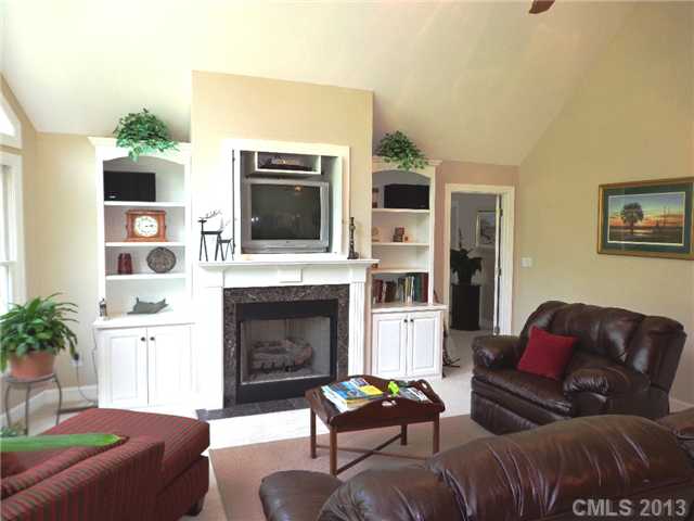 525 Compton Rd, Clover, SC 29710 photo 11