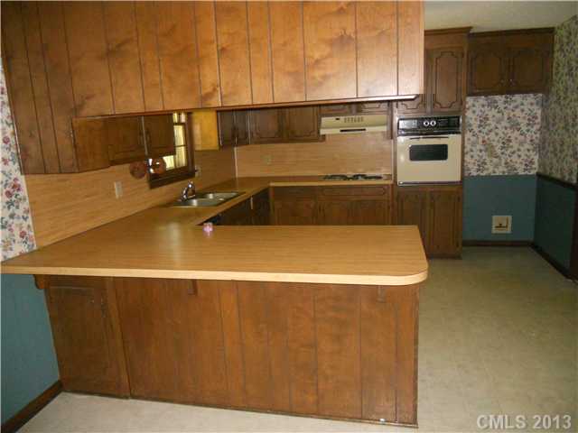 708 Pilgrim Forest Dr, Monroe, NC 28110 photo 5