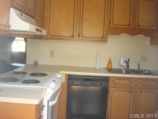 404 Forest Dr, Maiden, NC 28650 photo 7