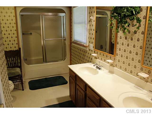 620 E Campbell Ave, Salisbury, NC 28146 photo 10