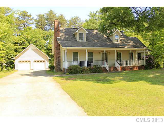 620 E Campbell Ave, Salisbury, NC 28146 photo 1