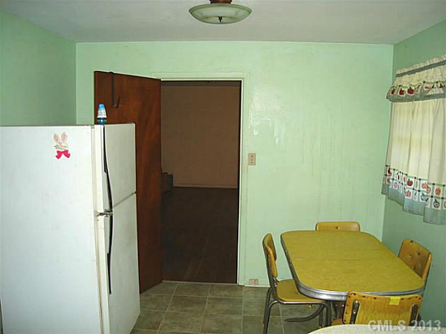 109 Mint St, Clover, SC 29710 photo 4
