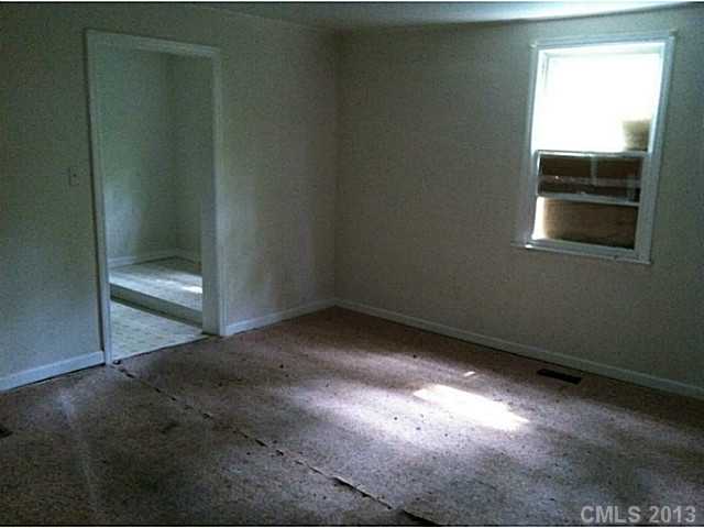 210 Crane St, Davidson, NC 28036 photo 4