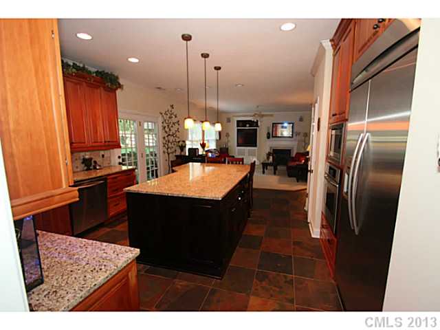 8386 Bampton Dr, Concord, NC 28027 photo 3