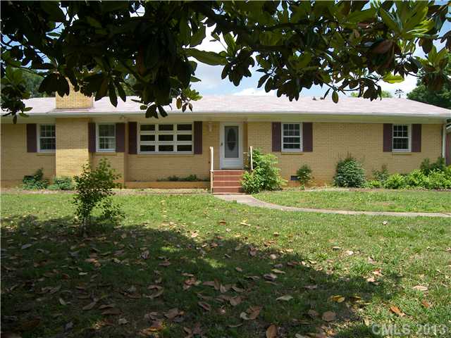218 Morlan Park Dr, Salisbury, NC 28146 photo 1