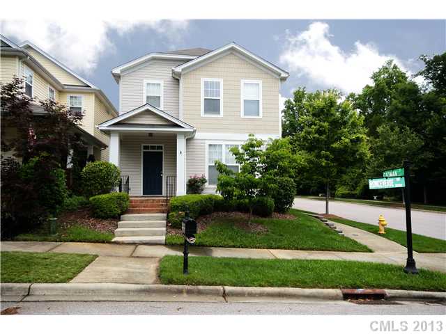 18731 Ronceverte Dr, Cornelius, NC 28031 photo 1