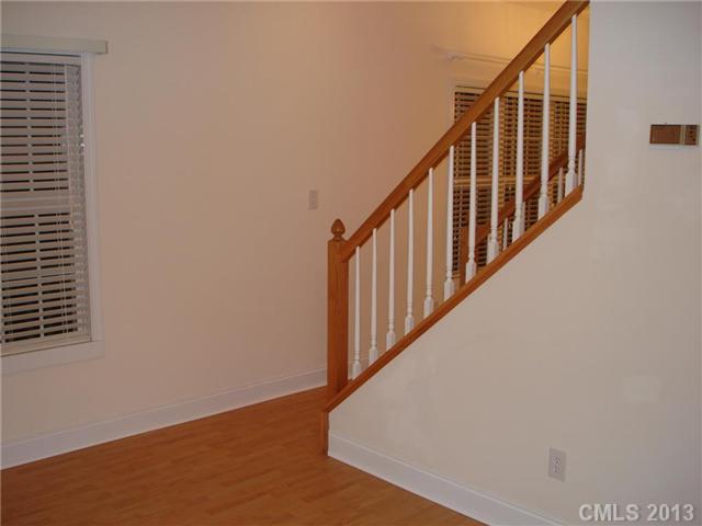 917 Shearer Apt 4 St # 4, Davidson, NC 28036 photo 3
