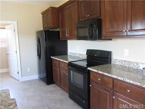 5203 Sustar Dr, Monroe, NC 28110 photo 5