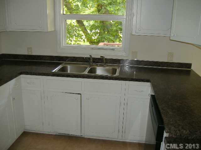 1105 Crescent St, Monroe, NC 28112 photo 4
