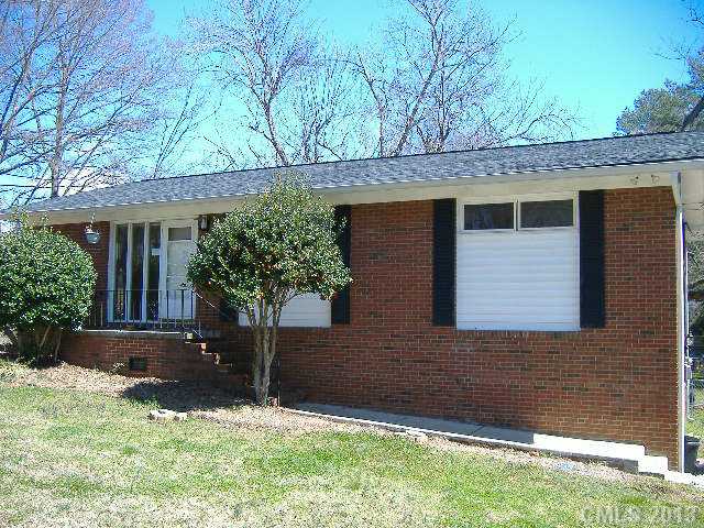 1105 Crescent St, Monroe, NC 28112 photo 1