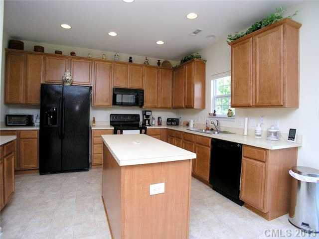 2000 Keystone Ct, Monroe, NC 28110 photo 2