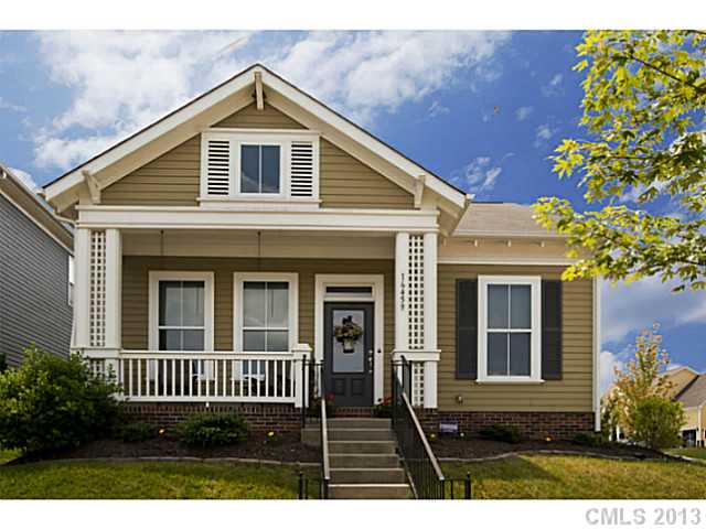 16459 Leavitt Ln, Davidson, NC 28036 photo 1