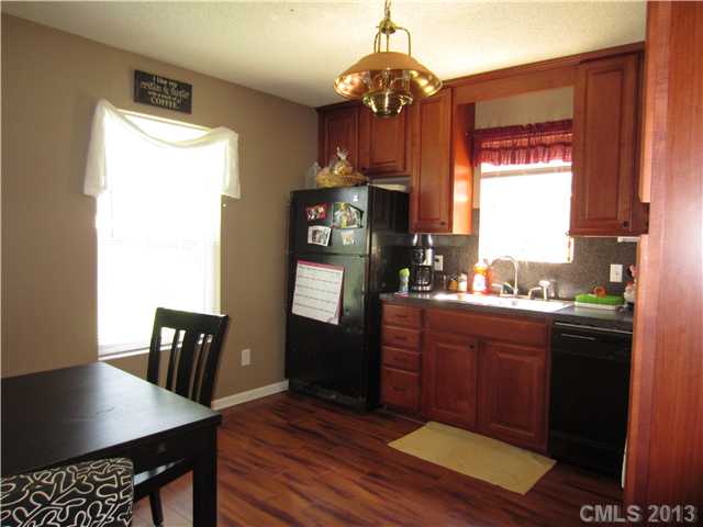 20116 Walter Henderson Rd, Cornelius, NC 28031 photo 5