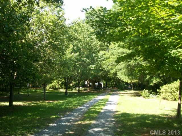 7813 Medlin Rd, Monroe, NC 28112 photo 2