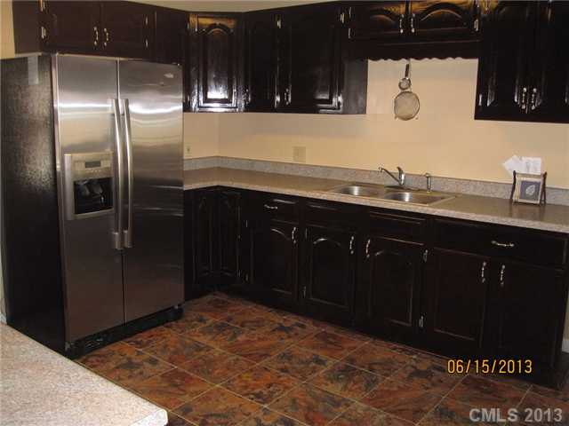 313 Maye St, Wingate, NC 28174 photo 7